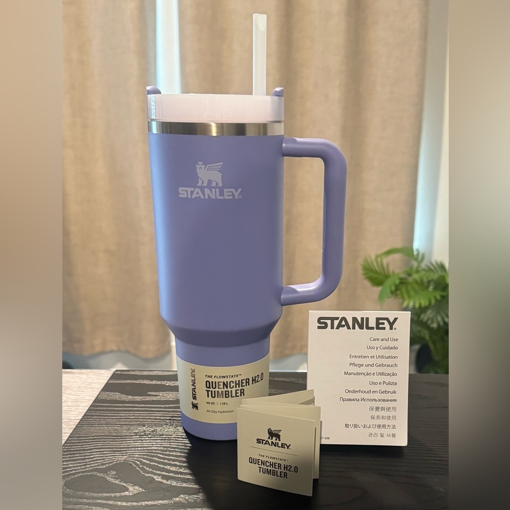 Stanley Lavender Insulated Quencher Mug with Handle